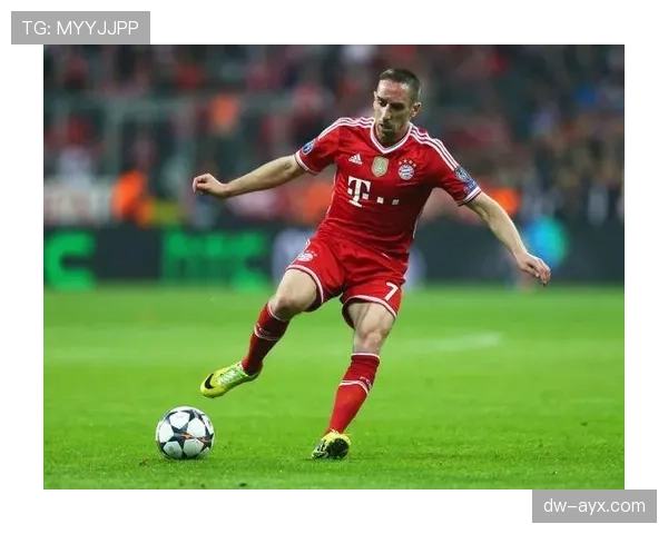 贝肯鲍尔自由人体系引领战术革新,重塑足球未来发展方向 贝肯鲍尔自由人体系引领战术革新,重塑足球未来发展方向