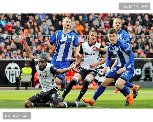 阿拉维斯防线稳固，助力球队战绩稳步提升